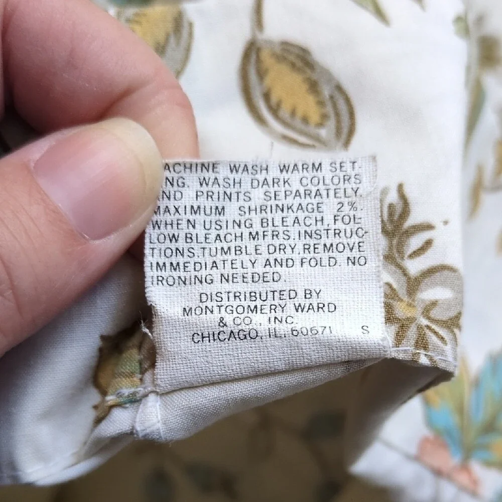 Vintage Ward Floral Standard Percale Pillowcases -‎ Cotton/Poly Blend - 30x20